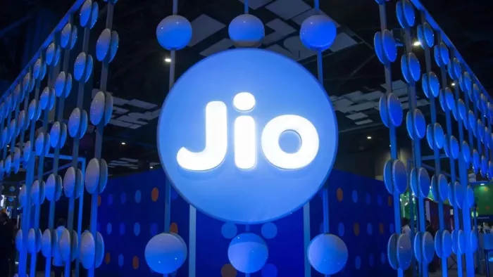 बाजार बंद होने के बाद Jio Financial Services को लेकर आई बड़ी बात,