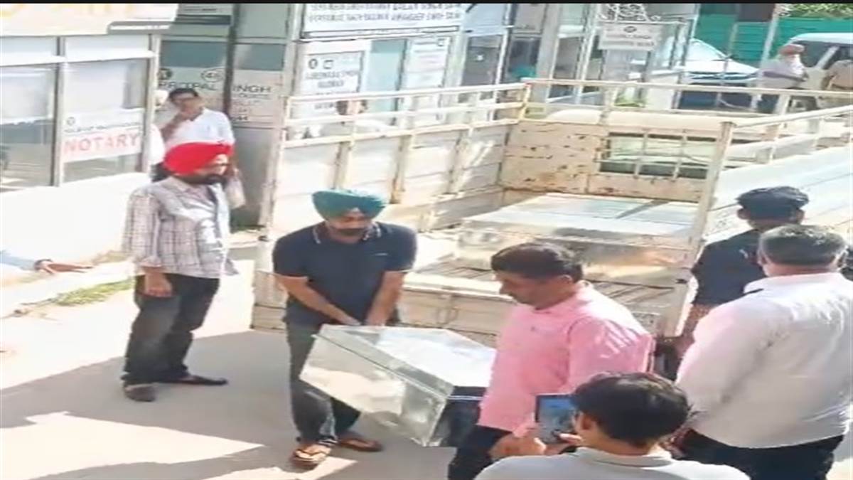 40 thousand page charge sheet filed against majithia illegal property worth 700 crores revealed