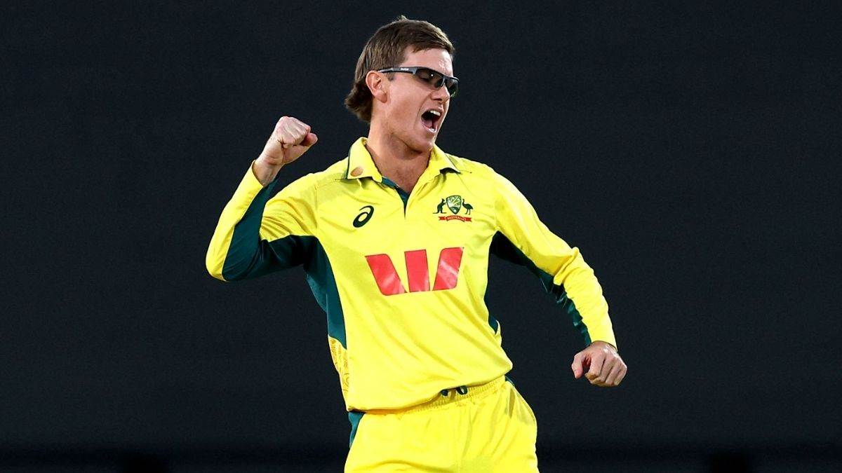 https://www.jagranimages.com/images/newimg/22082025/22_08_2025-adam_zampa_24021500.jpg
