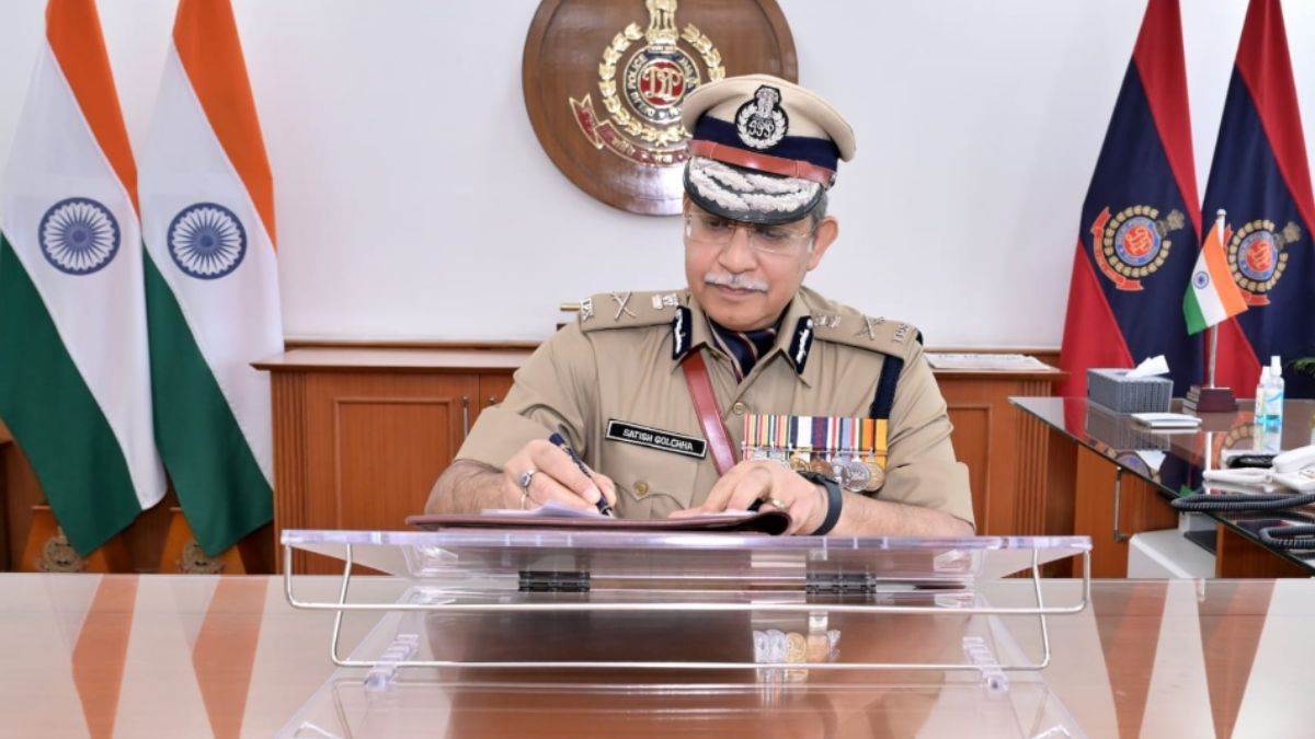 https://www.jagranimages.com/images/newimg/22082025/22_08_2025-delhi_police_24021839.jpg