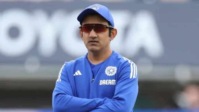 टीम इंडिया के हेड कोच को दोस्त ने सुनाई खरी खोटी