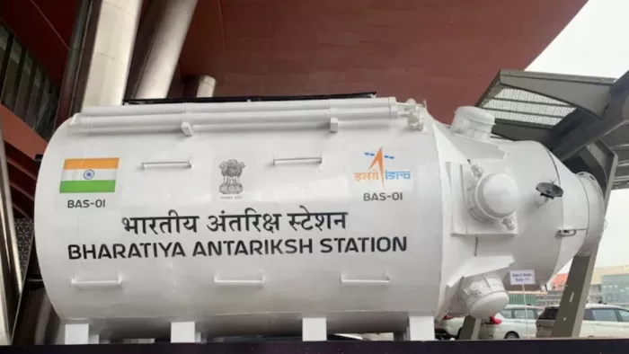 ISRO ने पेश किया पहले स्पेस स्टेशन का मॉडल (फोटो सोर्स- इसरो)