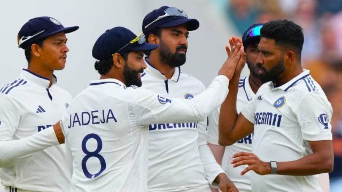https://www.jagranimages.com/images/newimg/22082025/22_08_2025-siraj_and_rahul__24021450.jpg