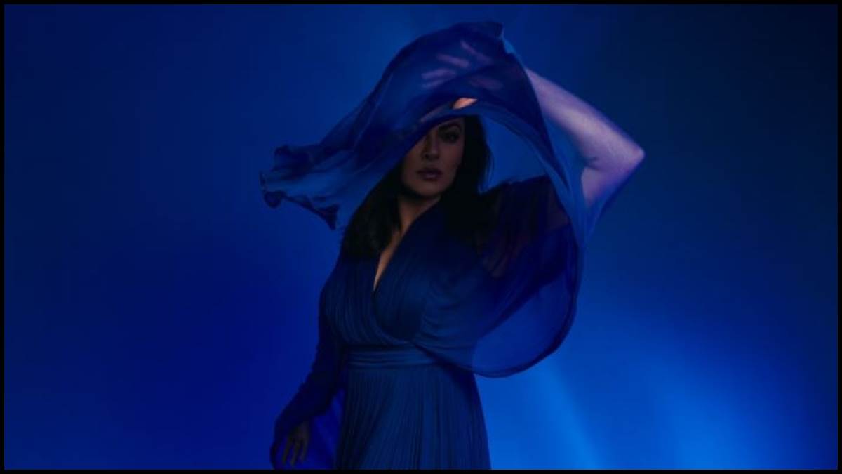 https://www.jagranimages.com/images/newimg/22082025/22_08_2025-sushmita_sen_miss_india_outfit_from_sarojini_24021660.jpg