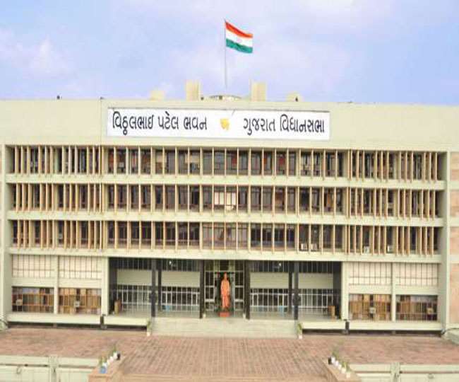 https://www.jagranimages.com/images/newimg/22092021/22_09_2021-gujarat-assembly_monsoon_session_22043677_10939327.jpg