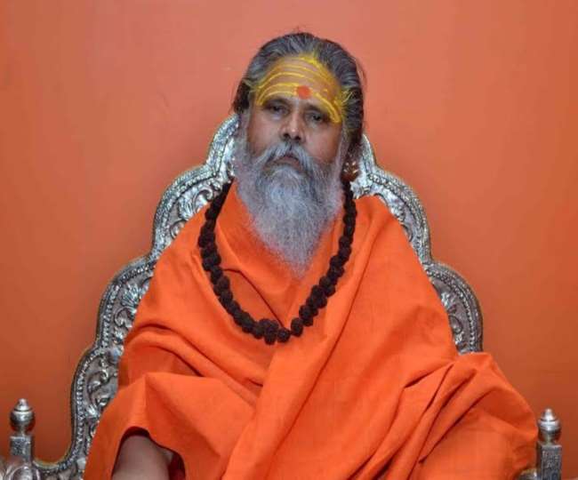 सुसाइड नोट को लेकर कई सवाल हैं। इन सवालों का जवाब जांच के बाद ही स्पष्ट होगा।