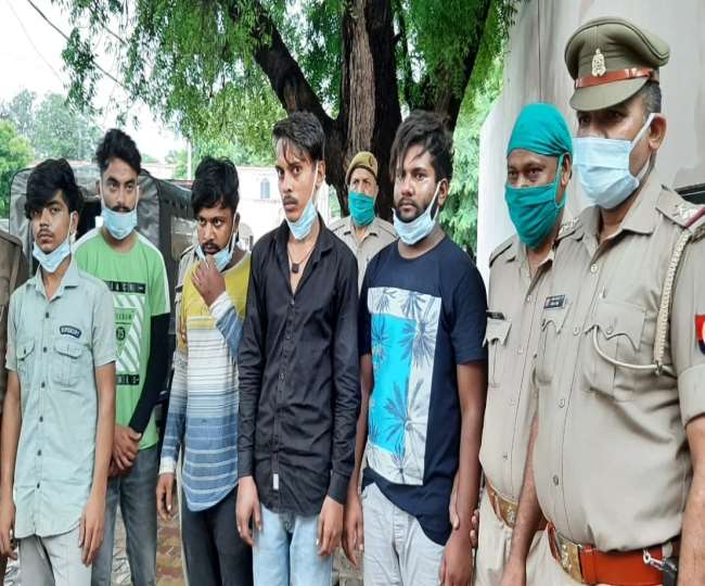 पुलिस पूछताछ में आवास विकास में डकैती डालने वालों ने सारी बातें उगल दीं।