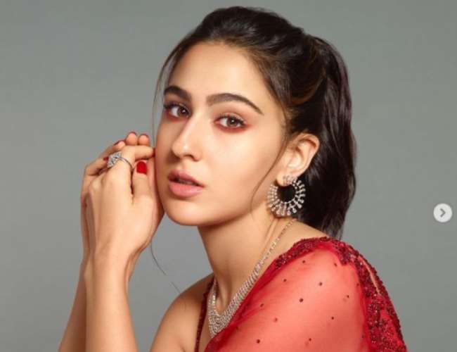 Sara Ali Khan visits religious places in Kashmir. Photo- Instagram