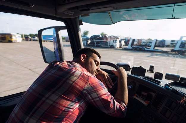 https://www.jagranimages.com/images/newimg/22092021/22_09_2021-tired-truck-driver-sleeping-his-cabin_342744-1339_1_22043823.jpg