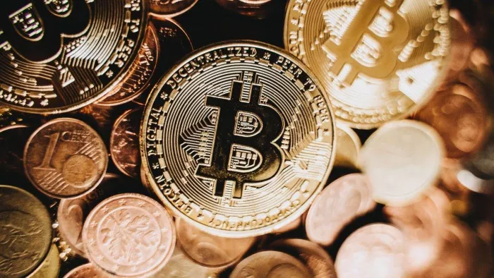 Big fall in crypto market Bitcoin, Ethereum and Solana slip up to 6 percent