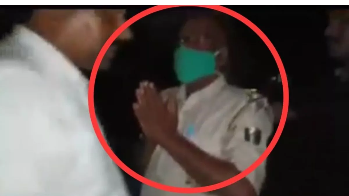 एएसआइ ने जोड़ लिए हाथ, सिपाही माफी मांगते हुए गिरा पैर पर; बिहार में एक वीडियो से मची खलबली