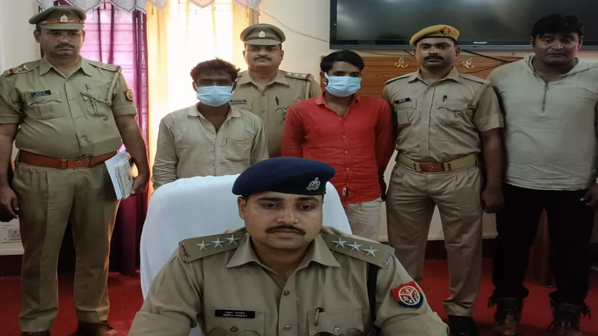 Sonbhadra News: सोनभद्र में चोरी की 9 मोटरसाइकिल बरामद, दो आरोपित गिरफ्तार