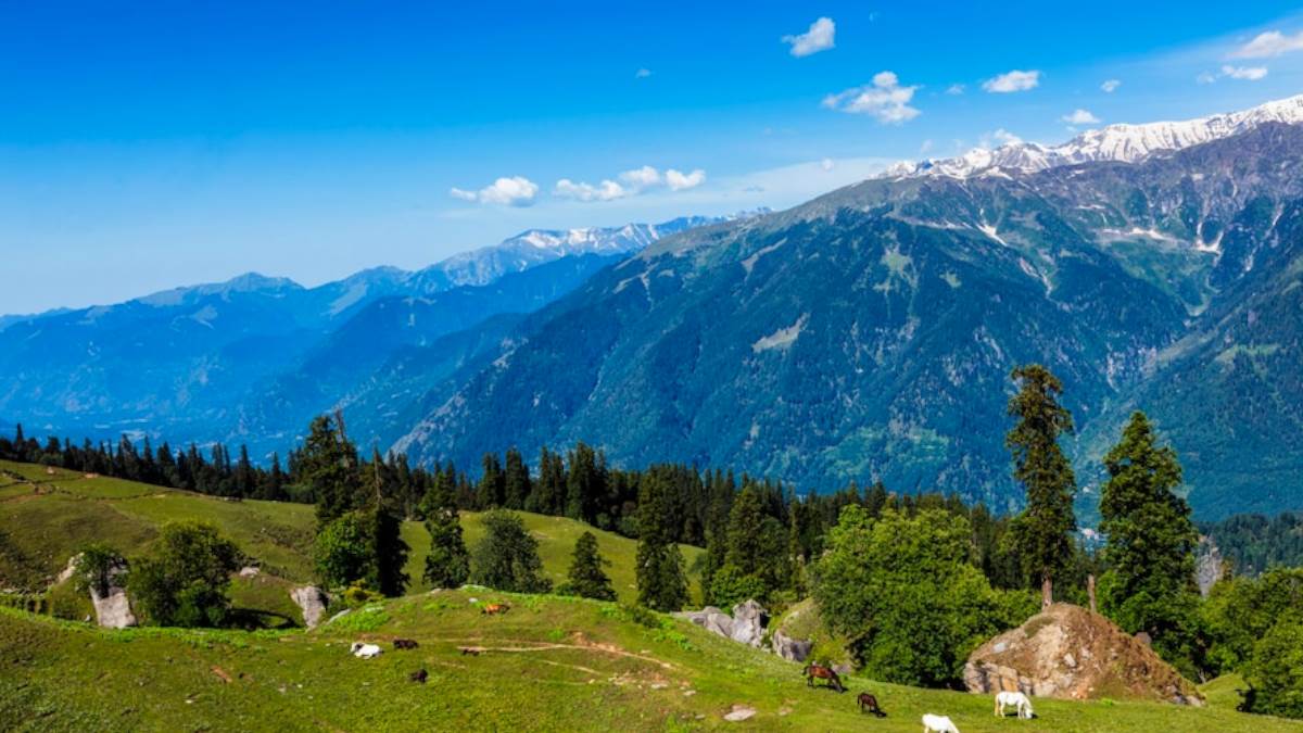 Budget Travel Destinations: मात्र 5000 रुपए में कर सकते हैं हिमाचल के इन जगहों की सैर
