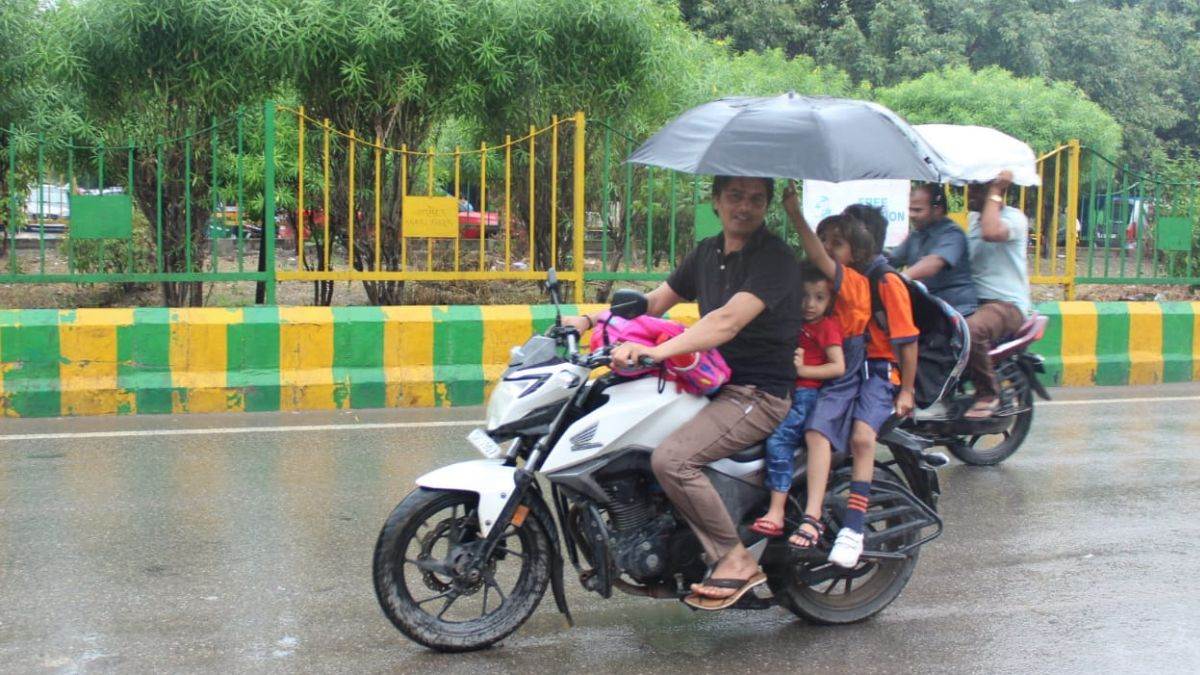 आगामी दो-तीन दिनों तक दिल्ली-एनसीआर में ठीकठाक बारिश होने के आसार हैं। फाइल फोटो