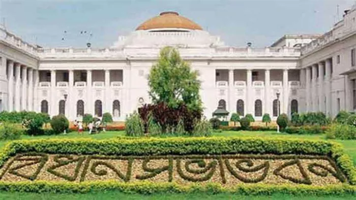बंगाल कर्मचारी चयन आयोग के सदस्यों की अधिकतम आयु सीमा बढ़ाने वाला विधेयक विधानसभा से पारित