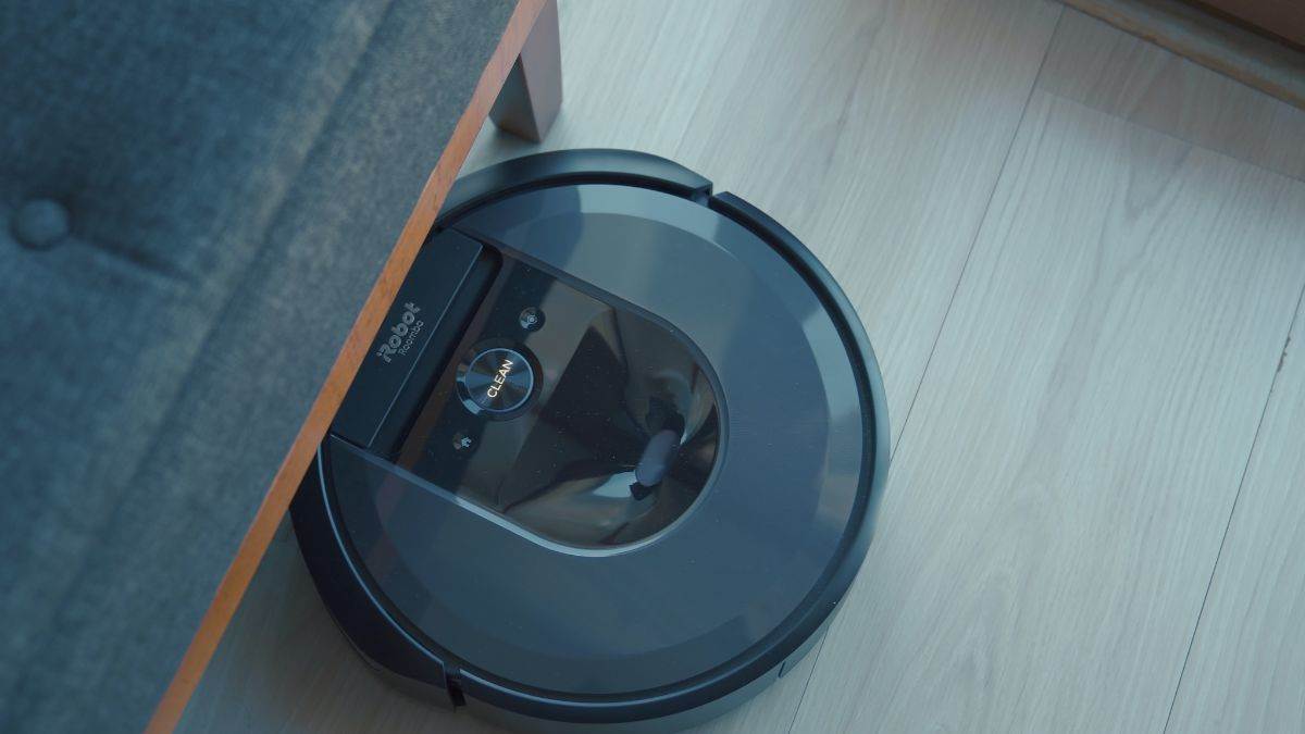 https://www.jagranimages.com/images/newimg/22092023/22_09_2023-best_robot_vacuum_cleaners_under_27000_23537204.jpg