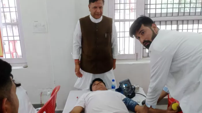 Himachal के कालाअंब भाजपा ने PM Modi के जन्मदिन पर 35वां रक्तदान शिविर किया आयोजित