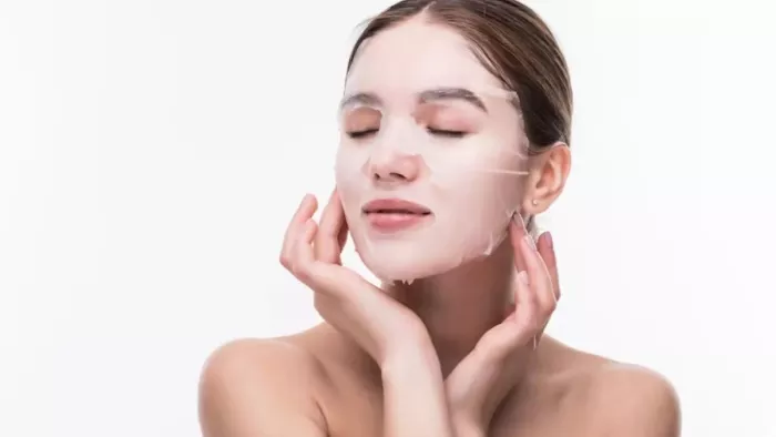 Raw Milk For Skin: चेहरे पर इस तरह लगाएं कच्चा दूध