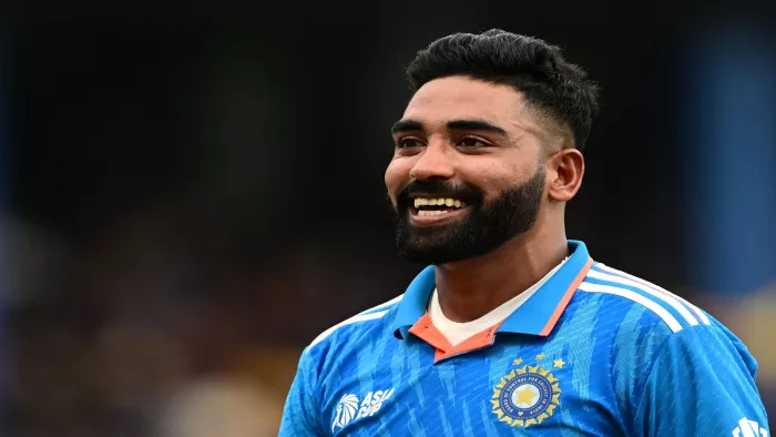 मोहम्मद सिराज तबीयत खराब होने की वजह से पहले वनडे में नहीं खेल रहे हैं