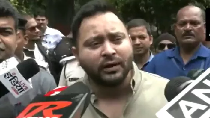 'OBC समाज लड़ाकू है.. ईंट से ईंट बजा देंगे', तेजस्वी यादव ने क्यों कहा ऐसा, समन पर भी दी प्रतिक्रिया