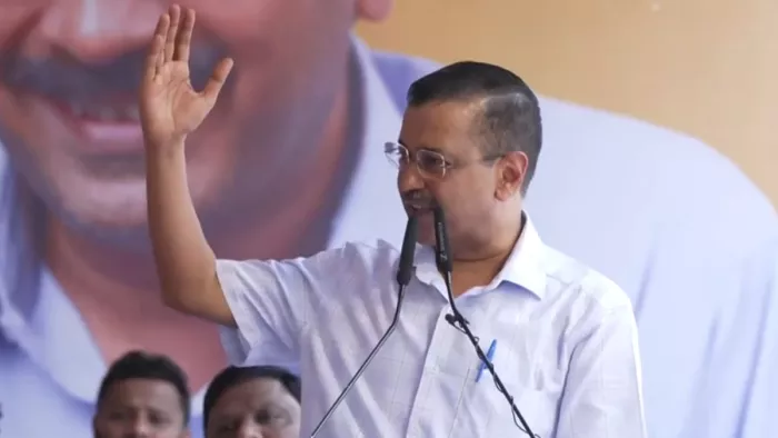 अरविंद केजरीवाल ने जंतर-मंतर पर जनता की अदालत लगाई। (फोटो- सोशल मीडिया)