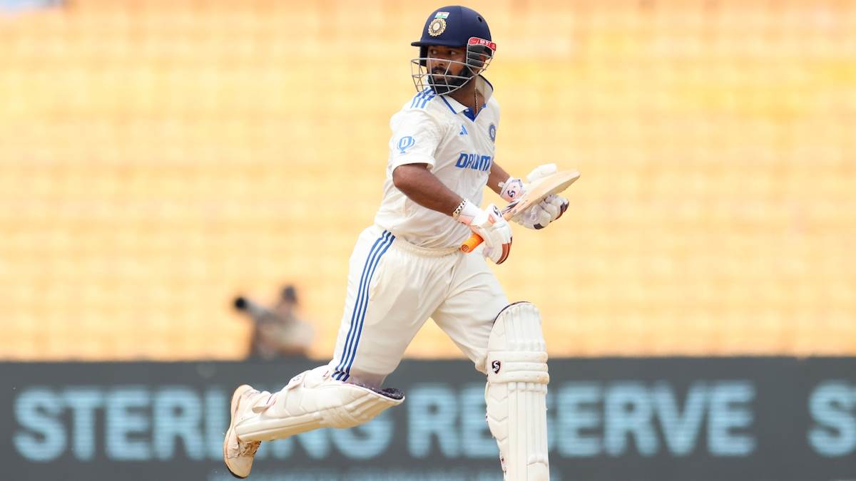 https://www.jagranimages.com/images/newimg/22092024/22_09_2024-rishabh_pant_ms_dhoni_23802038.jpg
