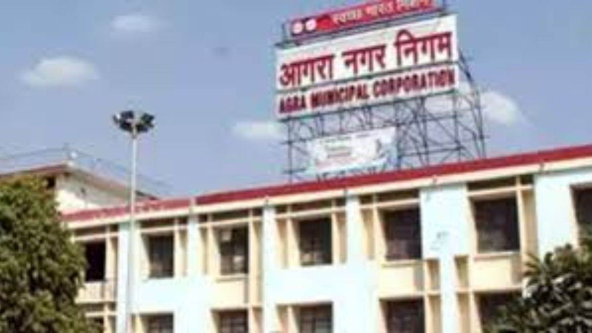 https://www.jagranimages.com/images/newimg/22092025/22_09_2025-agra_municipal_corporation_24055786.jpg