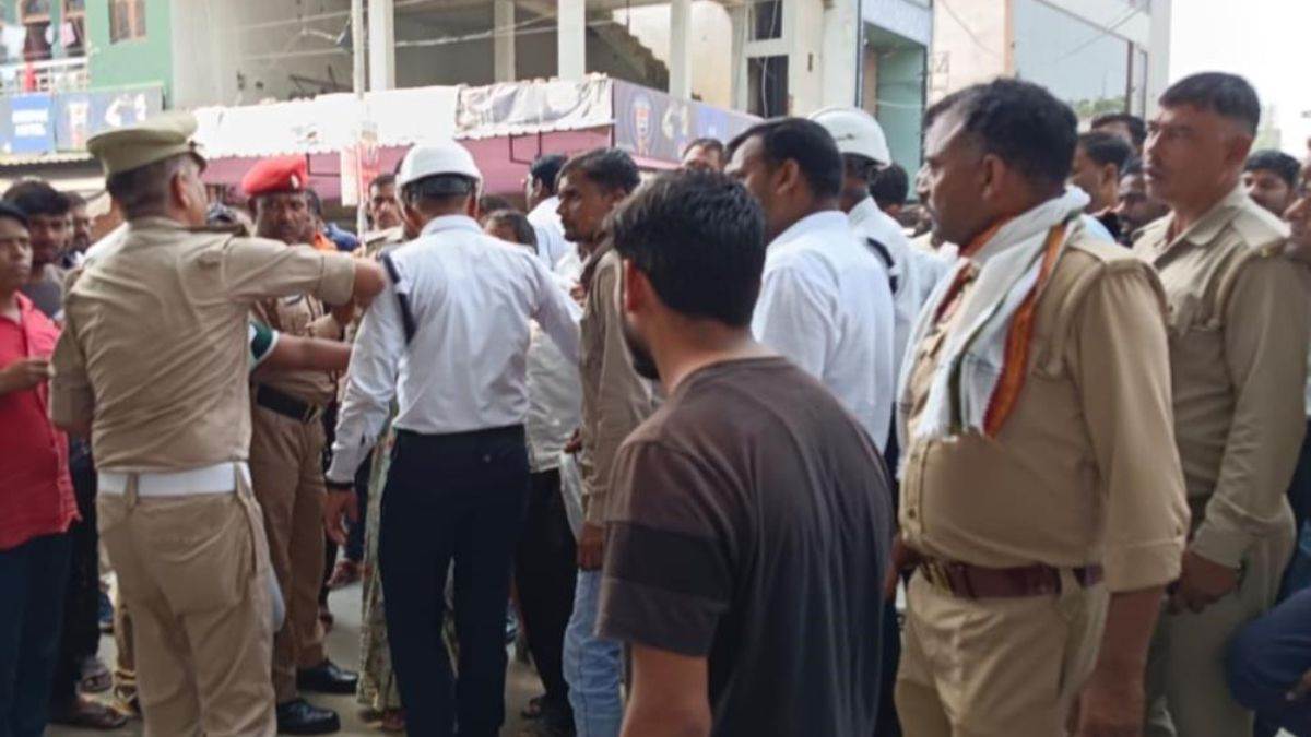 https://www.jagranimages.com/images/newimg/22092025/22_09_2025-shahjahanpur_news_24056335.jpg