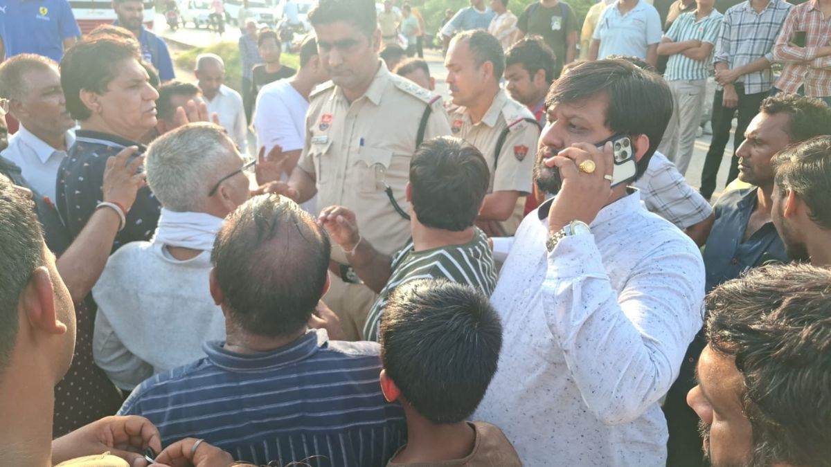 https://www.jagranimages.com/images/newimg/22092025/22_09_2025-today_news_31_24056161.jpg