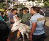 Video: बसपा के नेशनल कोऑर्डिनेटर व प्रदेश प्रभारी का मुंह काला कर घुमाया, कांग्रेस पर भड़कीं मायावती