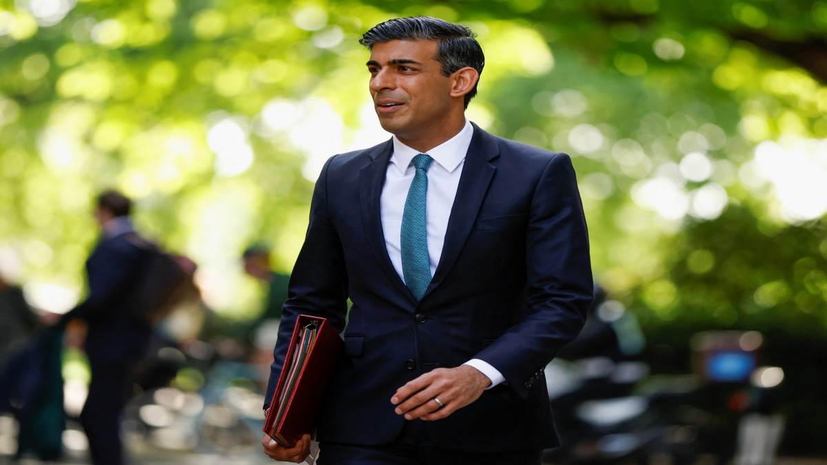 https://www.jagranimages.com/images/newimg/22102022/22_10_2022-rishi_sunak_1_23157563_182059747.jpg
