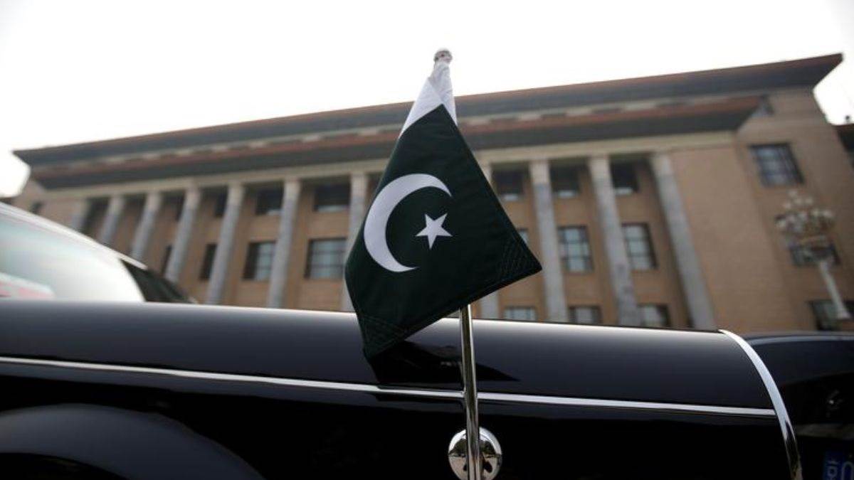 pakistan expels 3000 afghan refugees in one day america made this appeal