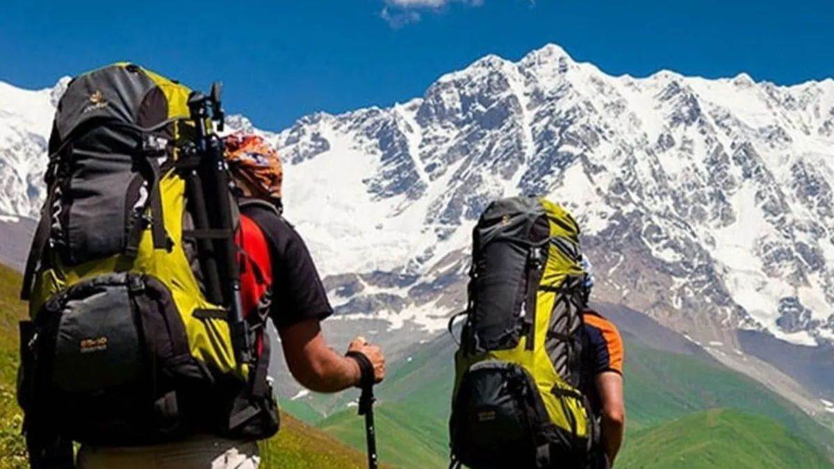 https://www.jagranimages.com/images/newimg/22102023/22_10_2023-trekking__23562585.jpg