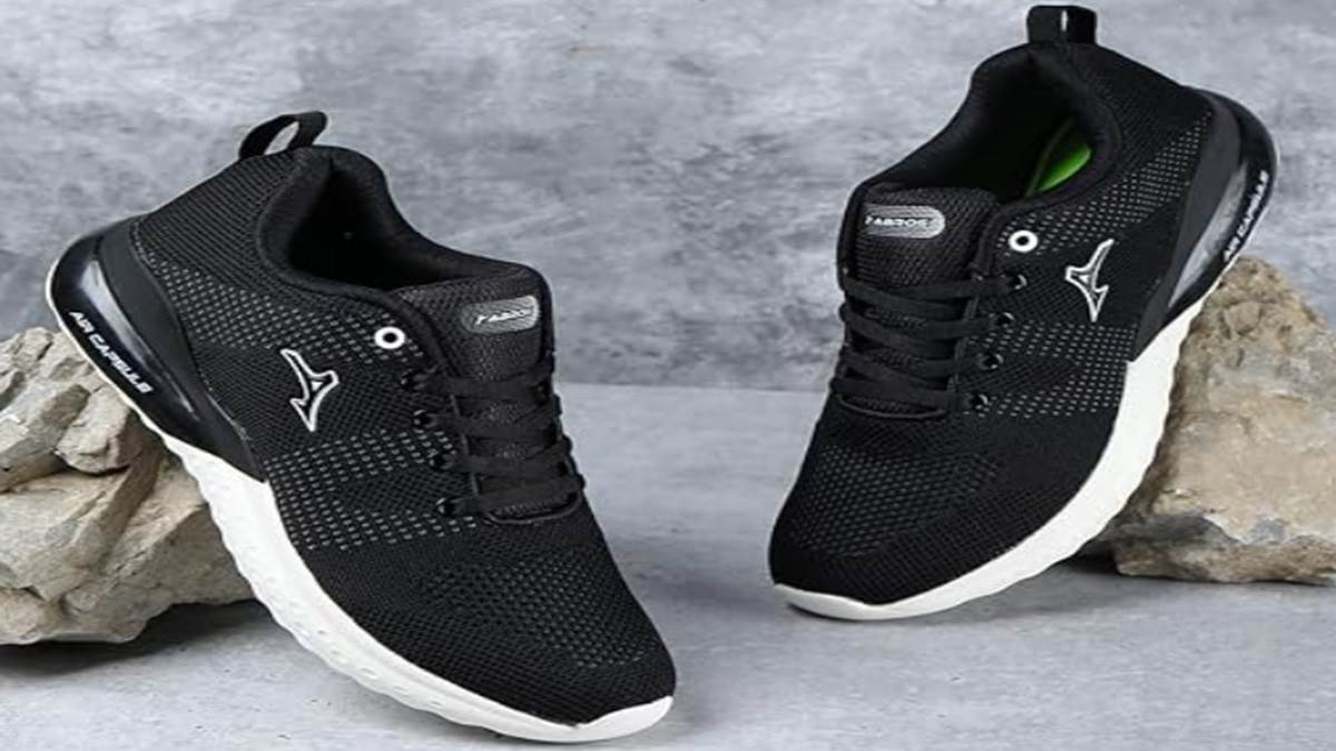 झपड़े-झापड़ हो अगर Liberty और Allen Cooper Shoes में मारपीट, तो कौन बनेगा बाजार का सुल्तान? कीमत के आधार पर जानिए