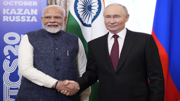 प्रधानमंत्री नरेंद्र मोदी और रूस के राष्ट्रपति ब्लादिमीर पुतिन (Photo ANI)