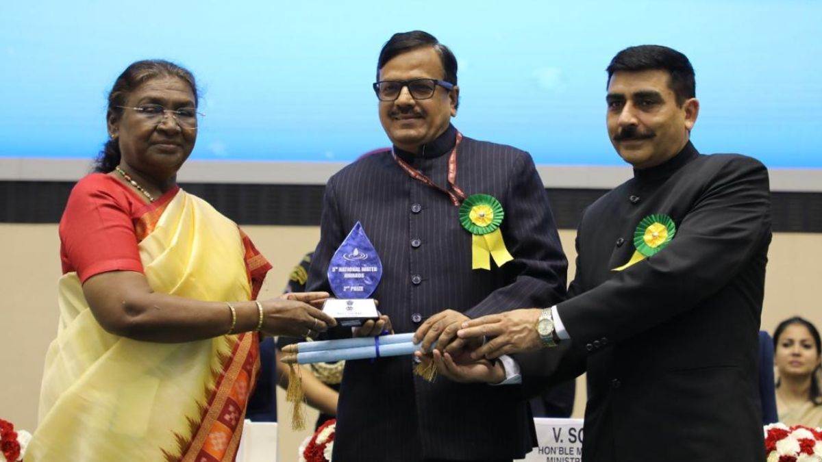 up news up gets national water award for excellent water management president murmu honored it