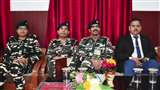 डीएवी भड़ोली में सेंट्रल आर्म्ड पुलिस फोर्स के जवानों ने बच्चों को सेना में जाने के लिए किया प्रोत्साहित।