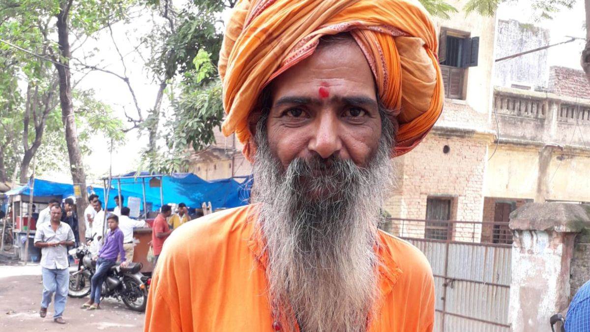 https://www.jagranimages.com/images/newimg/22112022/22_11_2022-juna_akhara_monk_balakpuri_23221112.jpg