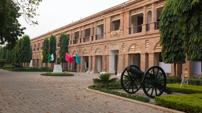 India's Beautiful Schools: इंडिया के बेस्ट औऱ खूबसूरत स्कूल