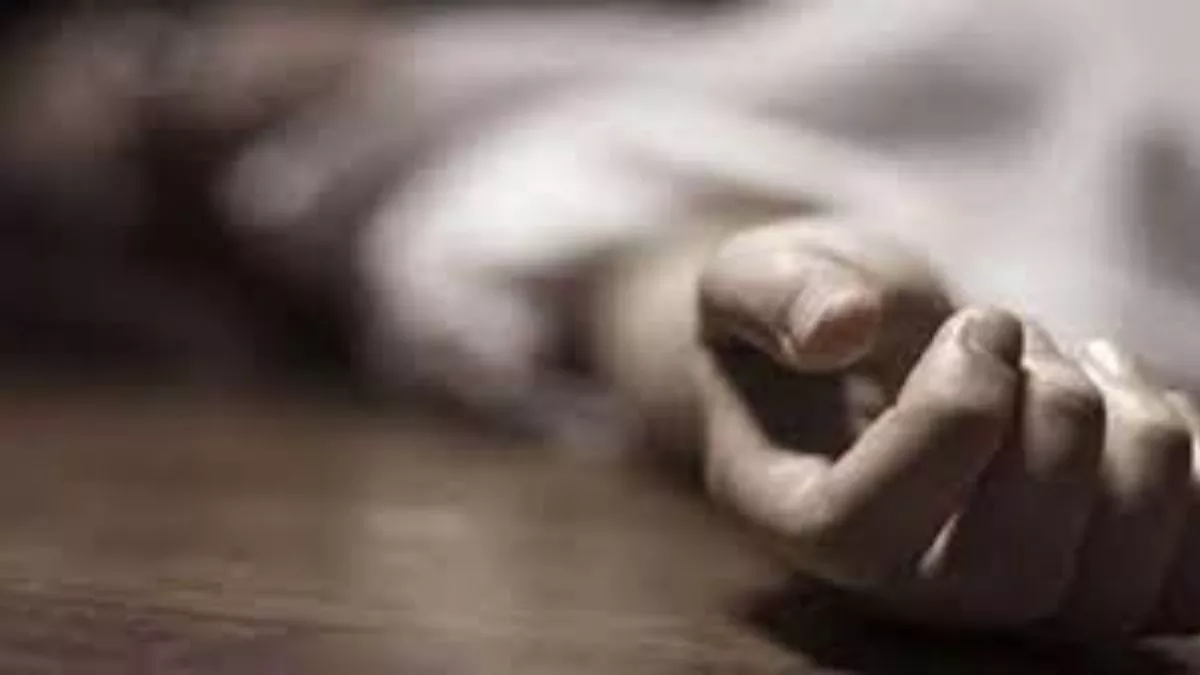 प्यार का खौफनाक अंत..! लिव-इन पार्टनर के कैरेक्टर पर हुआ शक तो प्रेमी ने ऐसे लिया इंतकाम, सूटकेस में मिली गर्लफ्रेंड की लाश