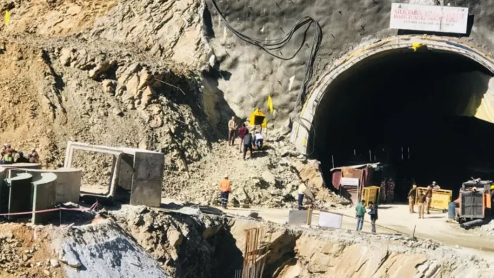 सिलक्यारा सुरंग में पिछले 11 दिनों से 41 जिंदगी कैद हैं।
