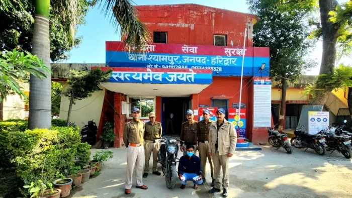 Haridwar News: श्यामपुर पुलिस की गिरफ्त में स्मैक तस्करी का आरोपित।