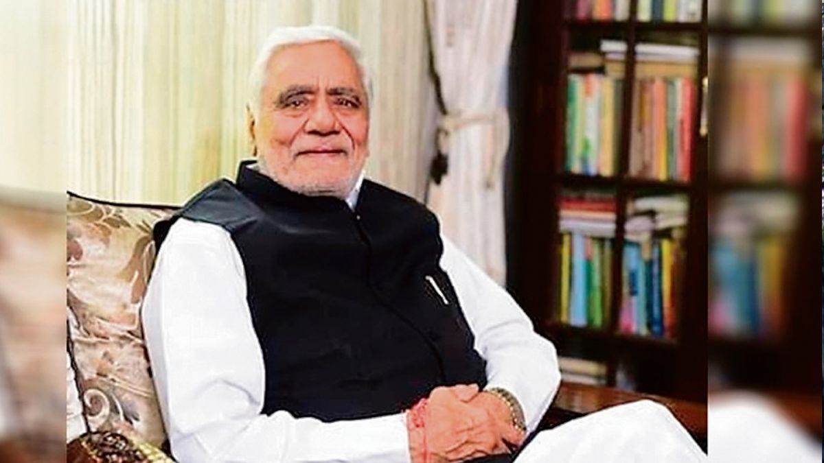 https://www.jagranimages.com/images/newimg/22112024/22_11_2024-raghubir_kadian_23835753.jpg