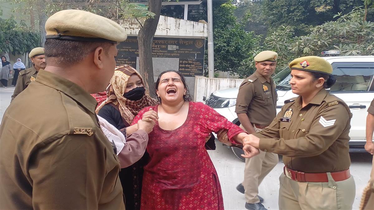woman attempts selfimmolation at ssp office