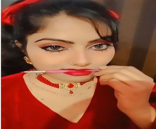 https://www.jagranimages.com/images/newimg/22122021/22_12_2021-sridevi_duplicate_22316812.jpg