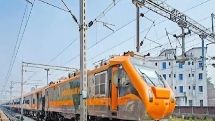 वंदे भारत ट्रेन का ट्रायल 24 को, आज आएंगे जीएम, तैयारी में जुटा महकमा।