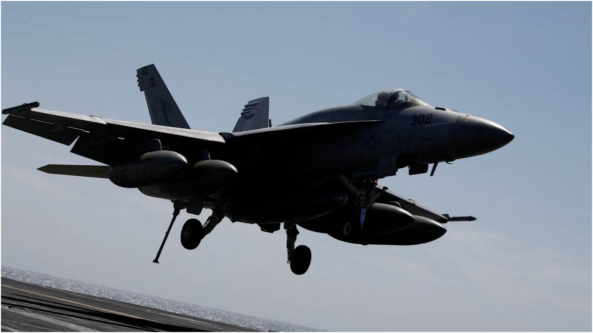 https://www.jagranimages.com/images/newimg/22122024/22_12_2024-fa_18_fighter_jet_23853841.jpg