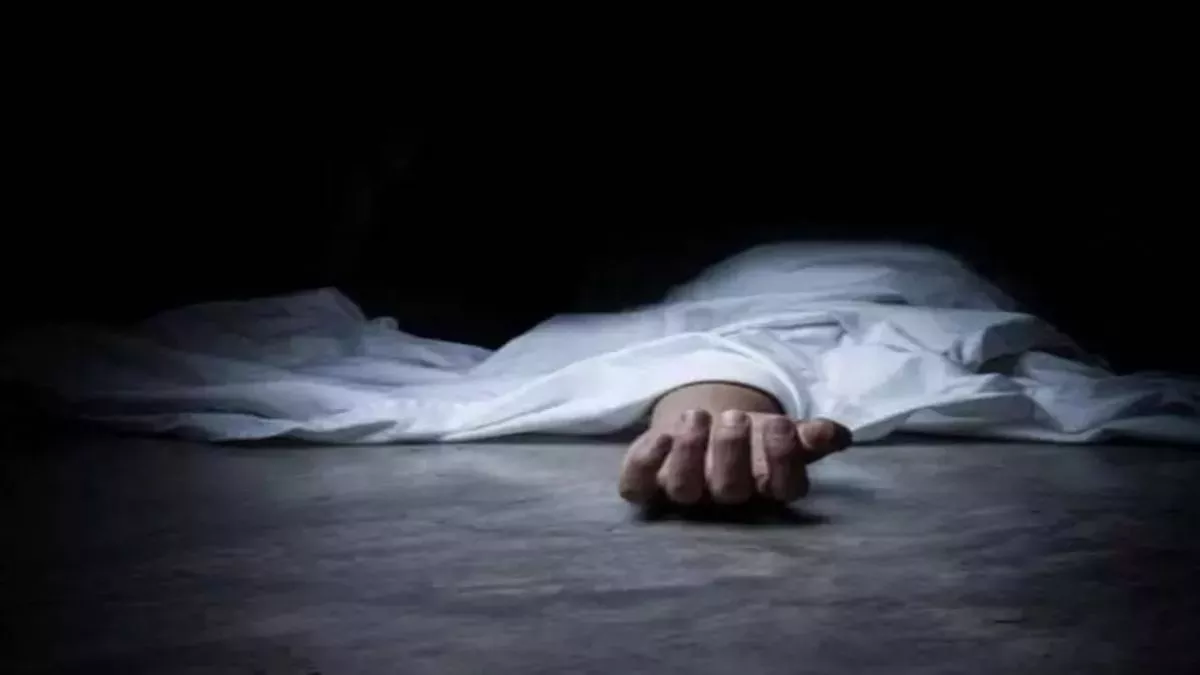 MP News: जहर पीकर आत्महत्या मामले में पत्नी और दुष्कर्मी रिश्तेदार पर केस दर्ज, पति ने वीडियो में बयां किया था दर्द