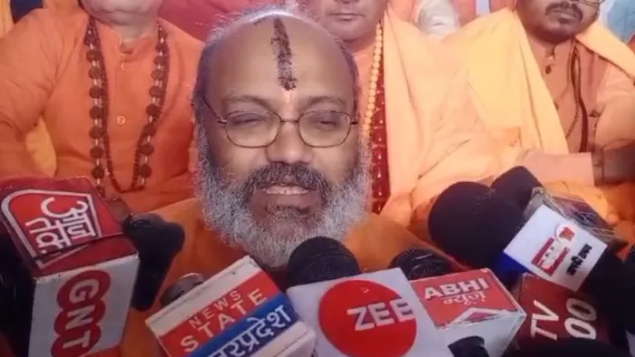 Dharma Sansad: जानकारी देते स्वामी यति नरसिंहानंद. Jagran