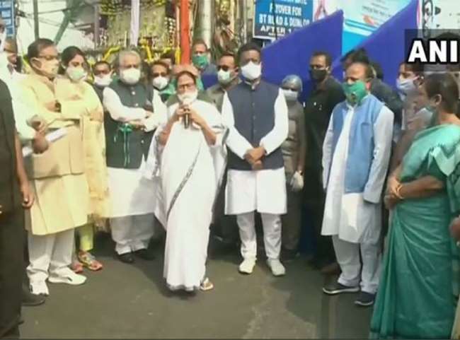 An eight-km long yatra in Kolkata led by Mamata Banerjee on the 125th birth anniversary of Netaji